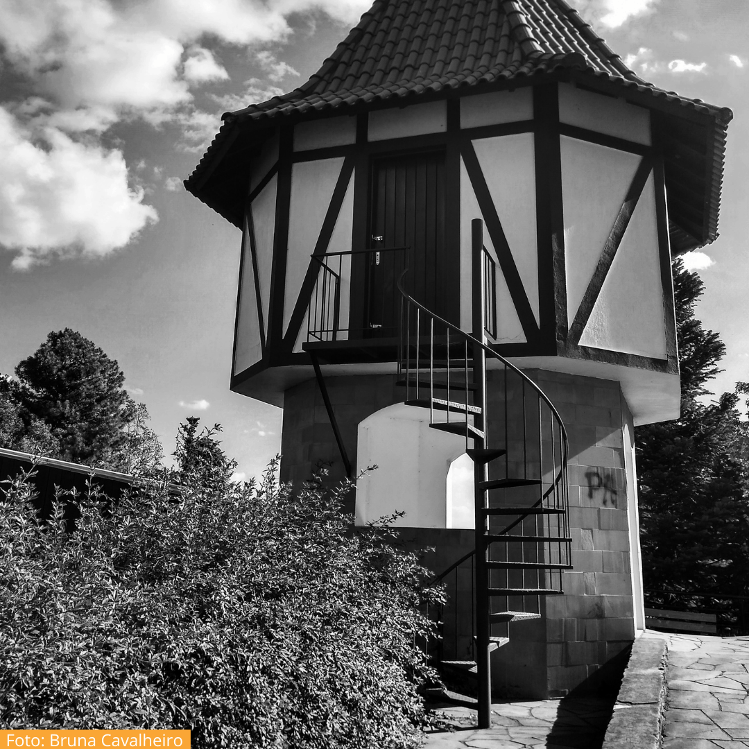 Pórtico de Nova Petrópolis e Torre Medieval, construções que encantam