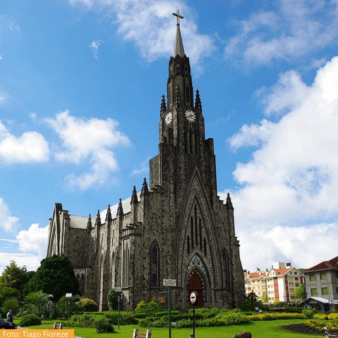 Catedral de Pedra durante o dia