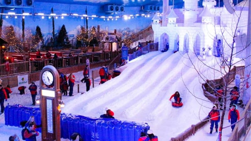 Snowland: o único parque de neve do Brasil