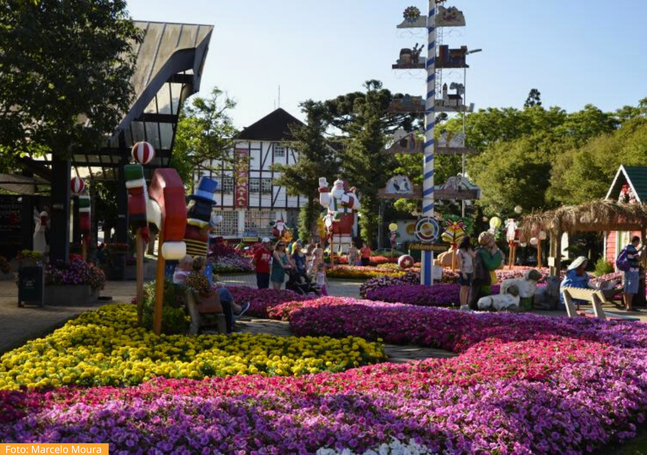 Praça das Flores em Nova Petrópolis: Cores e perfumes o ano todo